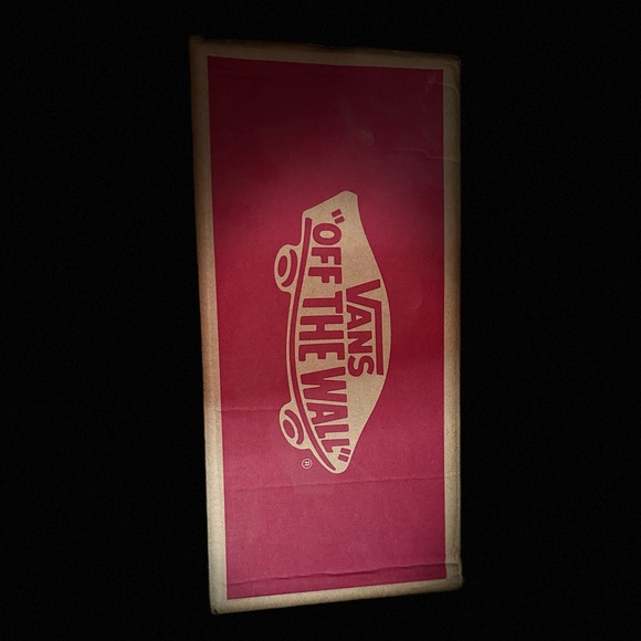 Vans Classic Slip-On Bandana Skull Print – Black/White – Women’s 5 - Picture 2 of 7